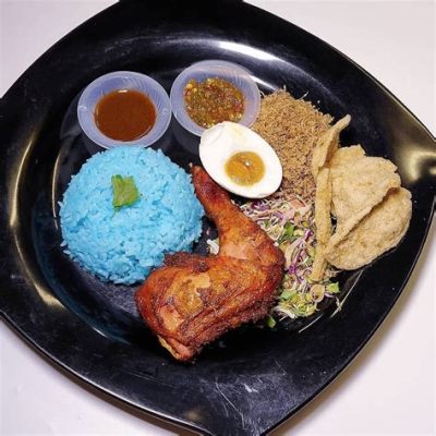  Nasi Kerabu: Sự pha trộn độc đáo của hương vị chua cay và độ béo ngậy của nước cốt dừa!