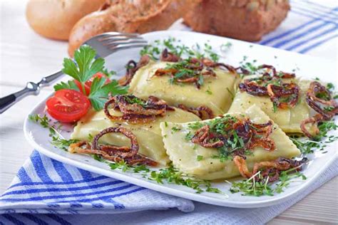  Maultaschen: Một Món Ă Đầy Thú Vị Kết Hợp Hương Vị Sâu G profound and Bổ Dưỡng Của Miền Nam nước Đức